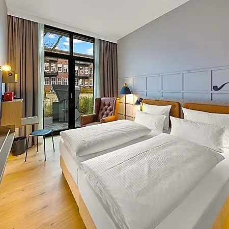 Unique By Atlantic Hotel 3*